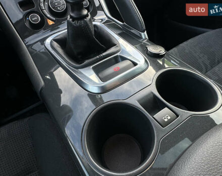 Серый Пежо 3008, объемом двигателя 1.56 л и пробегом 263 тыс. км за 9150 $, фото 96 на Automoto.ua