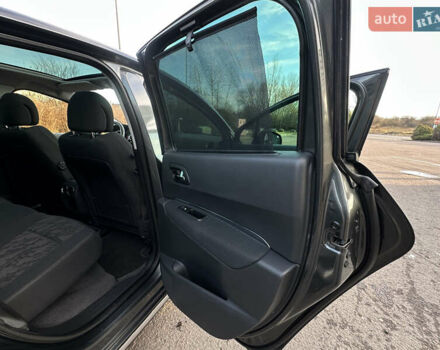 Серый Пежо 3008, объемом двигателя 1.56 л и пробегом 263 тыс. км за 9150 $, фото 108 на Automoto.ua