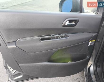 Сірий Пежо 3008, об'ємом двигуна 1.6 л та пробігом 178 тис. км за 8450 $, фото 34 на Automoto.ua