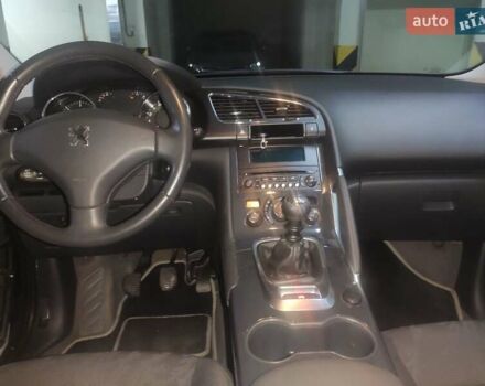 Серый Пежо 3008, объемом двигателя 1.6 л и пробегом 210 тыс. км за 9000 $, фото 4 на Automoto.ua