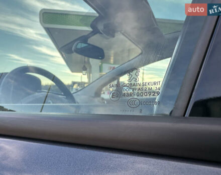 Серый Пежо 3008, объемом двигателя 1.56 л и пробегом 263 тыс. км за 9150 $, фото 136 на Automoto.ua