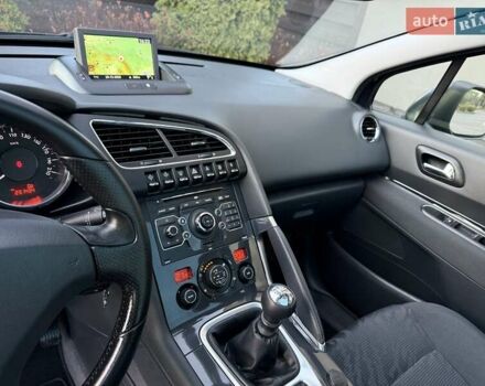 Серый Пежо 3008, объемом двигателя 1.6 л и пробегом 231 тыс. км за 9350 $, фото 50 на Automoto.ua