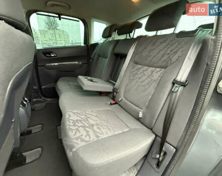 Серый Пежо 3008, объемом двигателя 1.6 л и пробегом 238 тыс. км за 9999 $, фото 39 на Automoto.ua