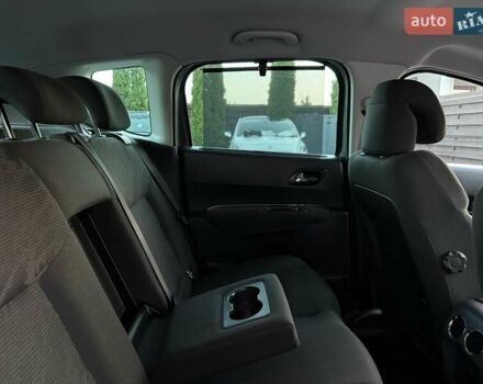 Сірий Пежо 3008, об'ємом двигуна 1.6 л та пробігом 232 тис. км за 8950 $, фото 74 на Automoto.ua