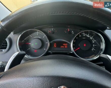 Серый Пежо 3008, объемом двигателя 1.56 л и пробегом 227 тыс. км за 9500 $, фото 11 на Automoto.ua