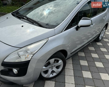 Серый Пежо 3008, объемом двигателя 1.6 л и пробегом 221 тыс. км за 8250 $, фото 9 на Automoto.ua