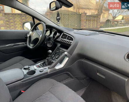 Серый Пежо 3008, объемом двигателя 1.6 л и пробегом 123 тыс. км за 9450 $, фото 14 на Automoto.ua