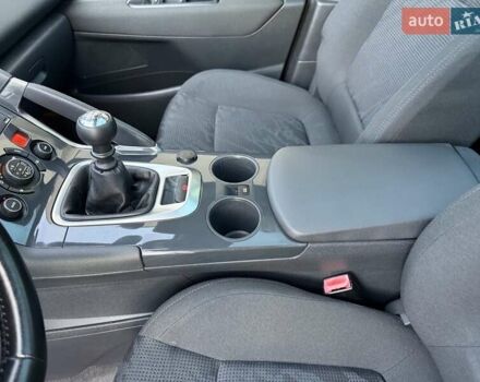 Серый Пежо 3008, объемом двигателя 1.6 л и пробегом 231 тыс. км за 9350 $, фото 57 на Automoto.ua