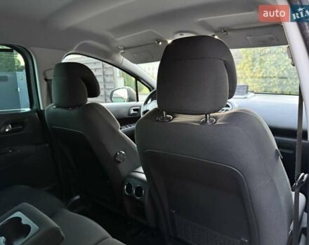 Сірий Пежо 3008, об'ємом двигуна 1.6 л та пробігом 232 тис. км за 8950 $, фото 76 на Automoto.ua