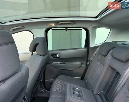 Серый Пежо 3008, объемом двигателя 1.6 л и пробегом 231 тыс. км за 9350 $, фото 65 на Automoto.ua