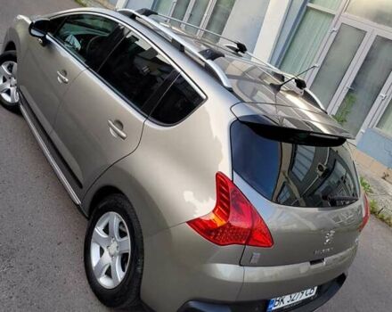Серый Пежо 3008, объемом двигателя 2 л и пробегом 265 тыс. км за 10000 $, фото 5 на Automoto.ua