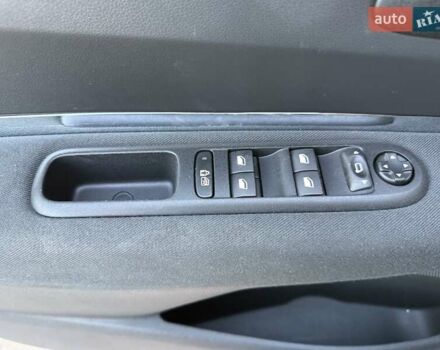 Сірий Пежо 3008, об'ємом двигуна 1.6 л та пробігом 232 тис. км за 8950 $, фото 31 на Automoto.ua