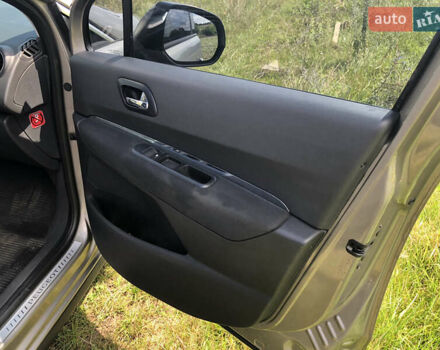 Серый Пежо 3008, объемом двигателя 1.6 л и пробегом 142 тыс. км за 11500 $, фото 13 на Automoto.ua