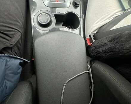 Серый Пежо 3008, объемом двигателя 1.6 л и пробегом 270 тыс. км за 9100 $, фото 7 на Automoto.ua