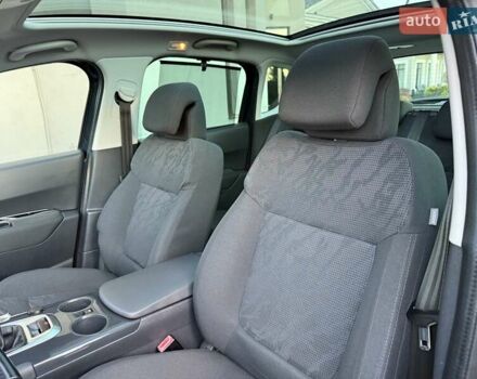 Серый Пежо 3008, объемом двигателя 1.6 л и пробегом 231 тыс. км за 9350 $, фото 56 на Automoto.ua