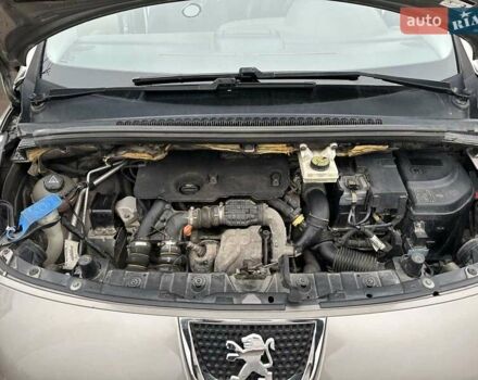 Серый Пежо 3008, объемом двигателя 1.6 л и пробегом 270 тыс. км за 9100 $, фото 23 на Automoto.ua