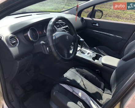 Серый Пежо 3008, объемом двигателя 1.6 л и пробегом 142 тыс. км за 11500 $, фото 8 на Automoto.ua