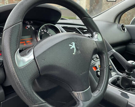 Серый Пежо 3008, объемом двигателя 1.6 л и пробегом 123 тыс. км за 9450 $, фото 25 на Automoto.ua