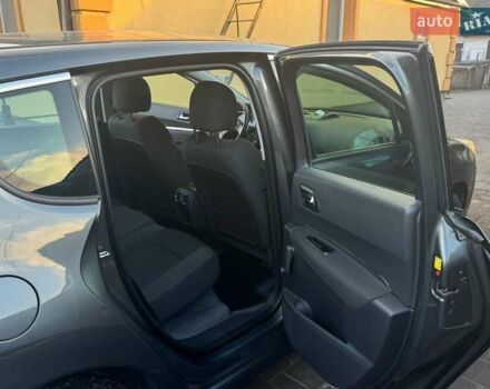 Серый Пежо 3008, объемом двигателя 1.56 л и пробегом 227 тыс. км за 9500 $, фото 17 на Automoto.ua