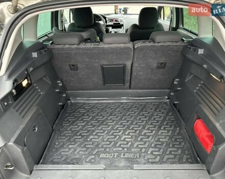 Серый Пежо 3008, объемом двигателя 1.6 л и пробегом 270 тыс. км за 9100 $, фото 17 на Automoto.ua