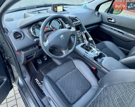 Пежо 3008 2014 у Самборе на Automoto.ua Сірий Пежо 3008, об'ємом двигуна 1.6 л та пробігом 137 тис. км за 10999 $, фото 43 на Automoto.ua