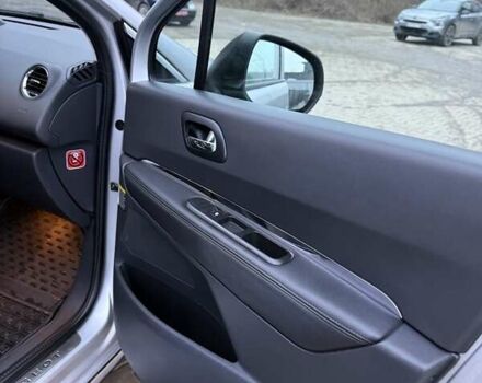 Сірий Пежо 3008, об'ємом двигуна 1.6 л та пробігом 195 тис. км за 10699 $, фото 44 на Automoto.ua