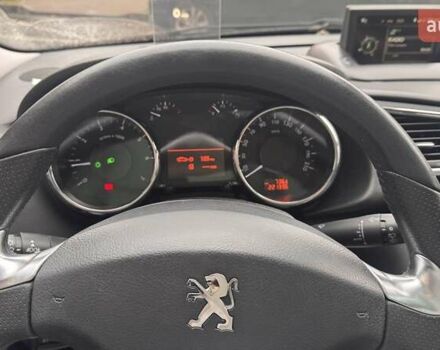 Серый Пежо 3008, объемом двигателя 1.6 л и пробегом 221 тыс. км за 11199 $, фото 3 на Automoto.ua