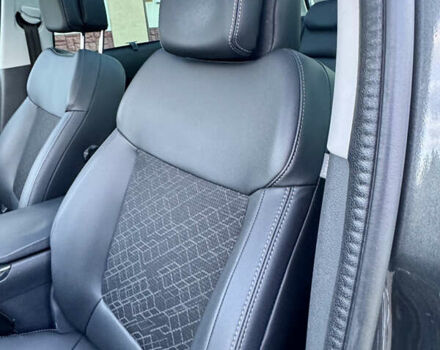 Пежо 3008 2014 у Самборе на Automoto.ua Сірий Пежо 3008, об'ємом двигуна 1.6 л та пробігом 137 тис. км за 10999 $, фото 38 на Automoto.ua