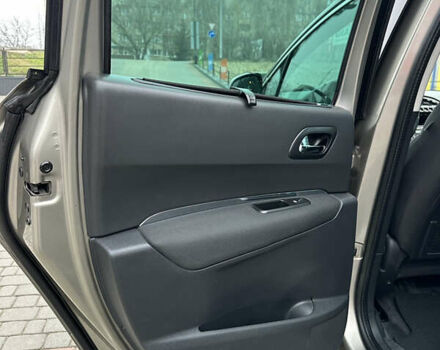 Серый Пежо 3008, объемом двигателя 1.6 л и пробегом 208 тыс. км за 9750 $, фото 33 на Automoto.ua