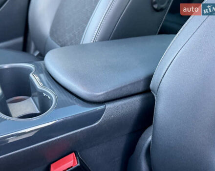 Пежо 3008 2014 у Самборе на Automoto.ua Сірий Пежо 3008, об'ємом двигуна 1.6 л та пробігом 137 тис. км за 10999 $, фото 40 на Automoto.ua