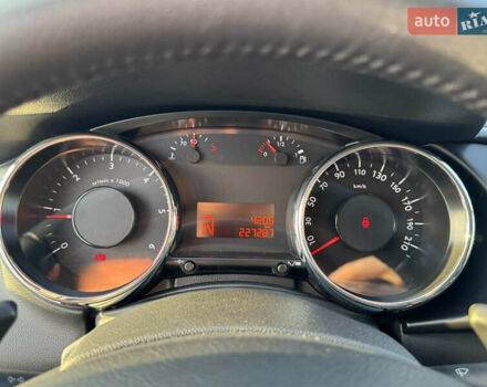 Серый Пежо 3008, объемом двигателя 1.6 л и пробегом 229 тыс. км за 11699 $, фото 16 на Automoto.ua