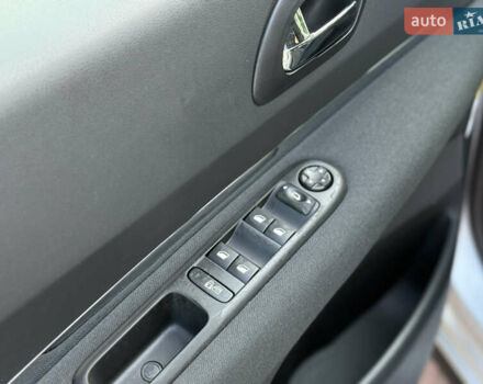 Пежо 3008 2014 в Стрые на Automoto.ua Серый Пежо 3008, объемом двигателя 1.6 л и пробегом 235 тыс. км за 10350 $, фото 35 на Automoto.ua