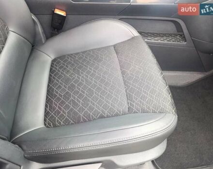 Серый Пежо 3008, объемом двигателя 2.01 л и пробегом 205 тыс. км за 11950 $, фото 26 на Automoto.ua