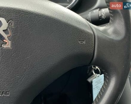 Серый Пежо 3008, объемом двигателя 1.6 л и пробегом 192 тыс. км за 10955 $, фото 41 на Automoto.ua