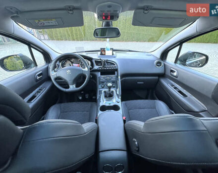 Пежо 3008 2014 у Самборе на Automoto.ua Сірий Пежо 3008, об'ємом двигуна 1.6 л та пробігом 137 тис. км за 10999 $, фото 52 на Automoto.ua
