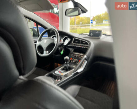 Пежо 3008 2014 в Львове на Automoto.ua Серый Пежо 3008, объемом двигателя 1.6 л и пробегом 190 тыс. км за 10700 $, фото 45 на Automoto.ua