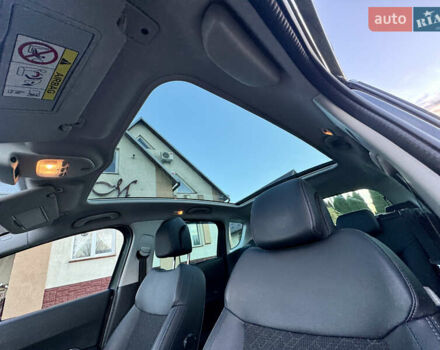 Пежо 3008 2014 у Самборе на Automoto.ua Сірий Пежо 3008, об'ємом двигуна 1.6 л та пробігом 137 тис. км за 10999 $, фото 44 на Automoto.ua