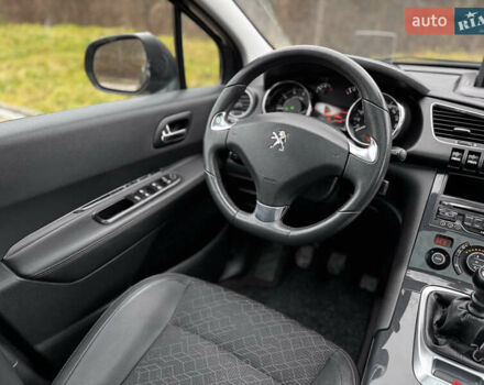 Сірий Пежо 3008, об'ємом двигуна 1.6 л та пробігом 221 тис. км за 9400 $, фото 41 на Automoto.ua
