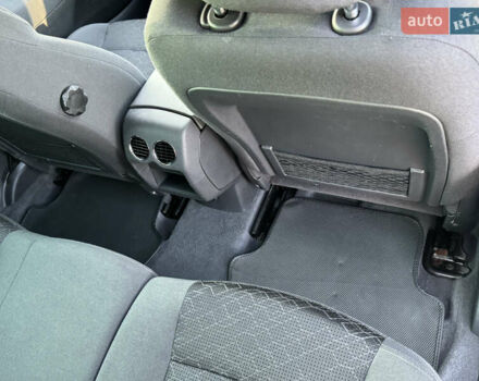 Серый Пежо 3008, объемом двигателя 1.6 л и пробегом 229 тыс. км за 11699 $, фото 28 на Automoto.ua