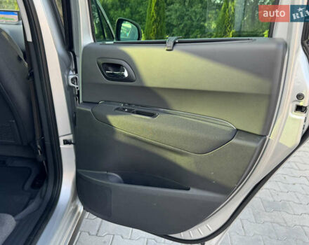 Серый Пежо 3008, объемом двигателя 1.6 л и пробегом 229 тыс. км за 11699 $, фото 26 на Automoto.ua