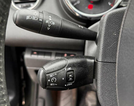 Сірий Пежо 3008, об'ємом двигуна 1.6 л та пробігом 221 тис. км за 9400 $, фото 48 на Automoto.ua