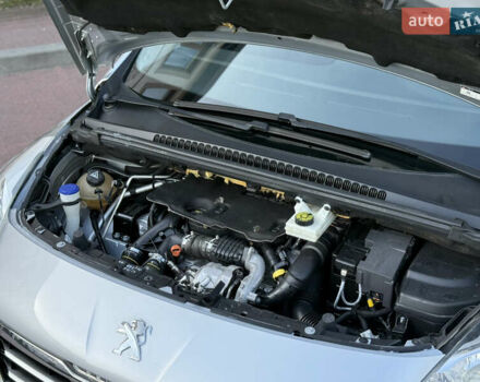 Сірий Пежо 3008, об'ємом двигуна 1.6 л та пробігом 235 тис. км за 10333 $, фото 69 на Automoto.ua