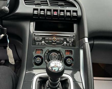 Серый Пежо 3008, объемом двигателя 1.6 л и пробегом 208 тыс. км за 9750 $, фото 37 на Automoto.ua