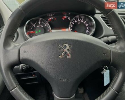 Серый Пежо 3008, объемом двигателя 1.6 л и пробегом 192 тыс. км за 10955 $, фото 39 на Automoto.ua