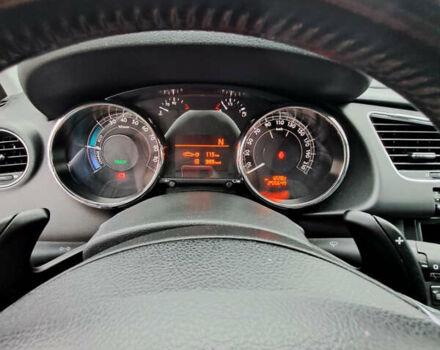 Серый Пежо 3008, объемом двигателя 2 л и пробегом 255 тыс. км за 9500 $, фото 11 на Automoto.ua