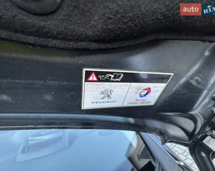 Пежо 3008 2014 у Самборе на Automoto.ua Сірий Пежо 3008, об'ємом двигуна 1.6 л та пробігом 137 тис. км за 10999 $, фото 95 на Automoto.ua
