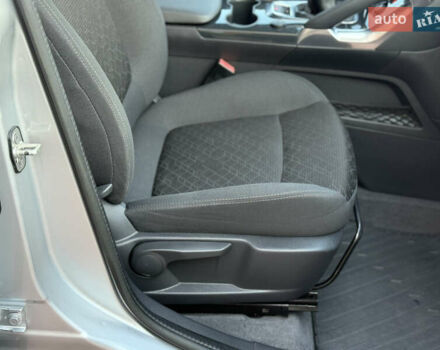 Сірий Пежо 3008, об'ємом двигуна 1.6 л та пробігом 235 тис. км за 10333 $, фото 56 на Automoto.ua