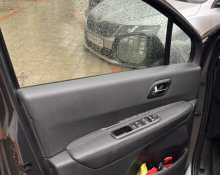 Сірий Пежо 3008, об'ємом двигуна 1.6 л та пробігом 221 тис. км за 10200 $, фото 13 на Automoto.ua