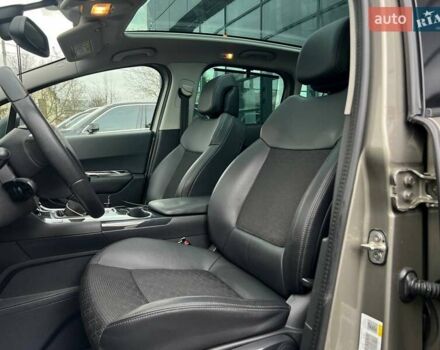 Серый Пежо 3008, объемом двигателя 2 л и пробегом 217 тыс. км за 12000 $, фото 10 на Automoto.ua