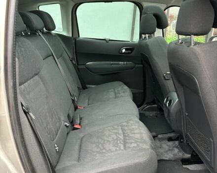 Серый Пежо 3008, объемом двигателя 1.6 л и пробегом 208 тыс. км за 9750 $, фото 5 на Automoto.ua